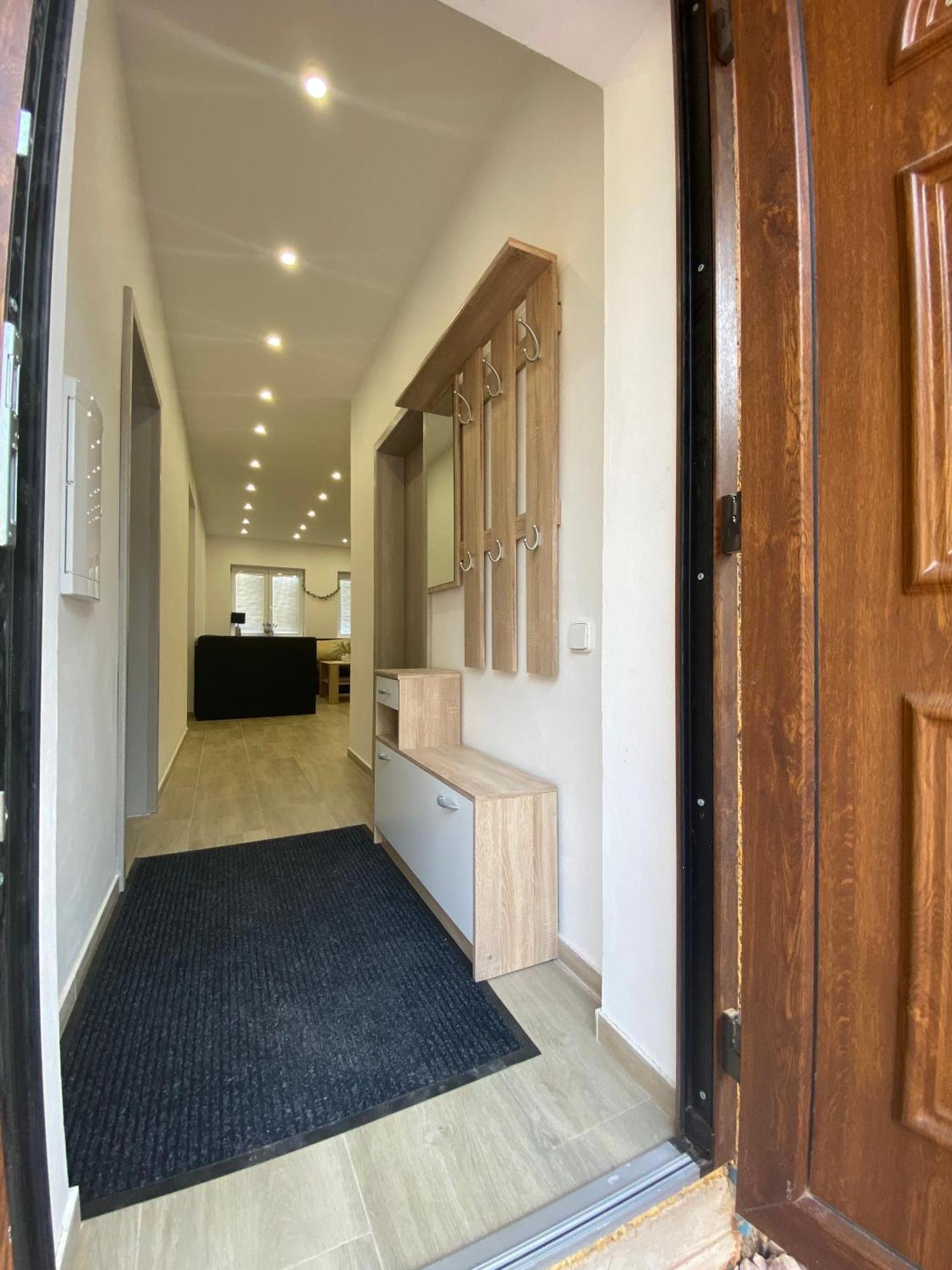 Apartman Levandule Marenice Buitenkant foto